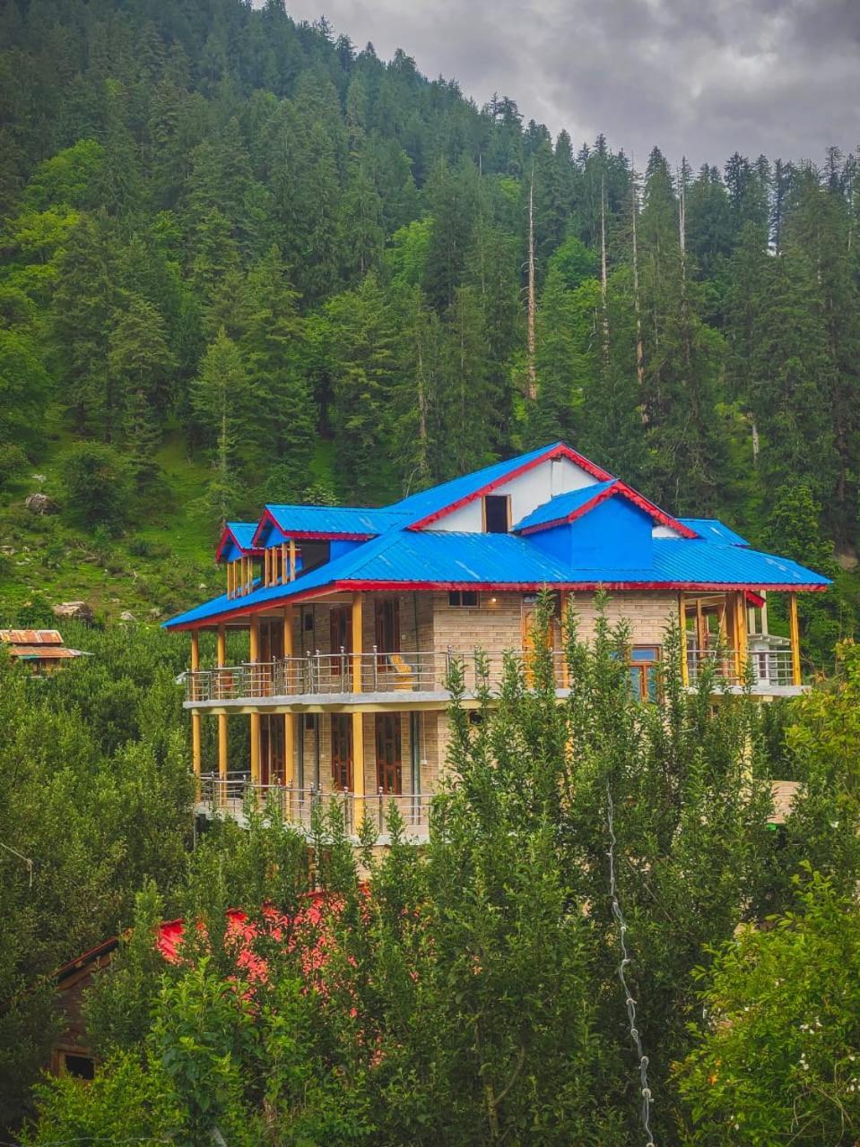 New Brahma Cafe Guest House Kalgha Luaran gambar